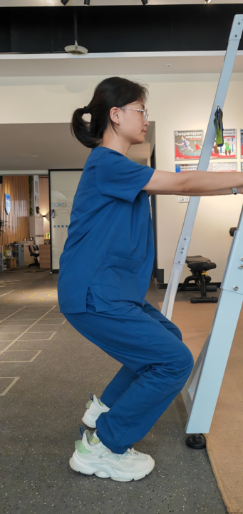 布骨,蹲起 布骨,蹲起