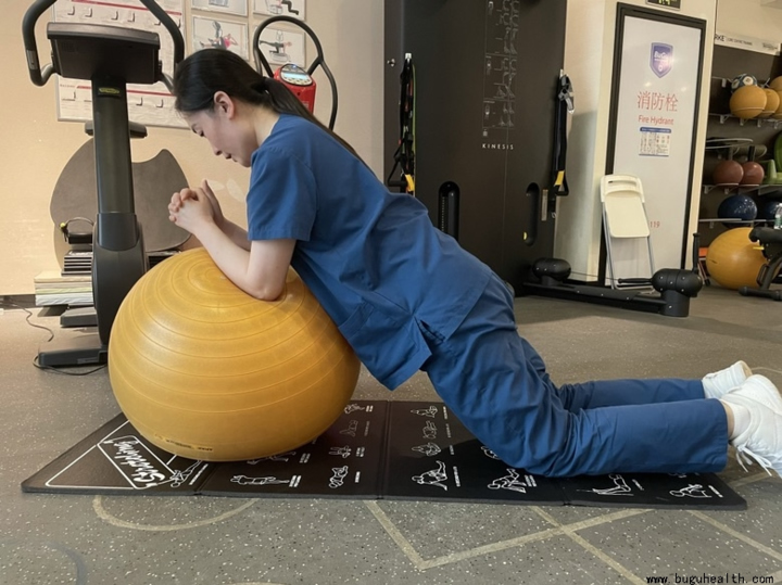 ��ʿ�򸹳�ѵ��